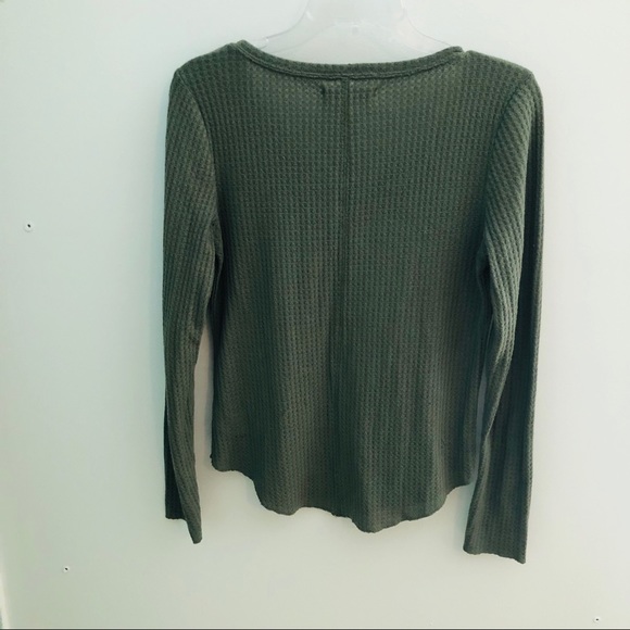 M Aeropostale Long-sleeve Top - Picture 4 of 4